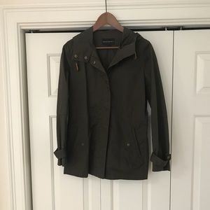Banana Republic women’s brown jacket